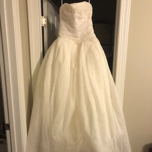 Vera Wang Wedding Dress